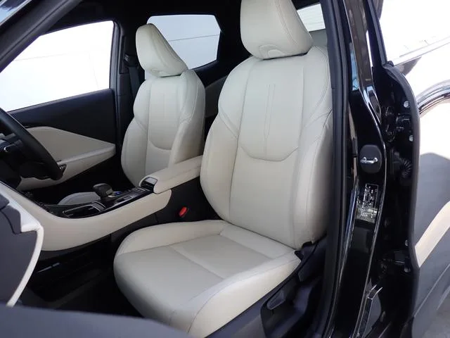 Lexus LBX ELEGANT 2025 — миниатюра 4