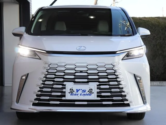 Lexus LM LM500H VERSION L 2025 — миниатюра 4