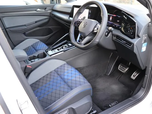 Volkswagen GOLF R VARIANT TSI 4MOTION 2023 — миниатюра 2