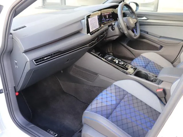 Volkswagen GOLF R VARIANT TSI 4MOTION 2023 — миниатюра 4