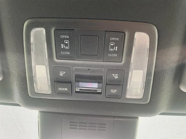 Toyota VOXY HYBRID S-Z 2022 — миниатюра 4