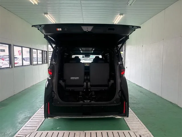 Toyota VELLFIRE HYBRID Z PREMIER 2024 — миниатюра 3
