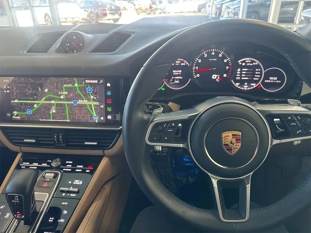 Porsche Cayenne BASEGRADE 2022 — миниатюра 3