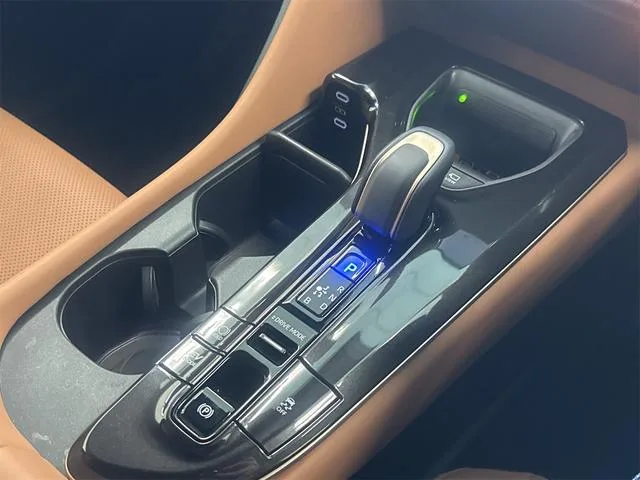 Toyota CROWN SPORT Z 2024 — миниатюра 4