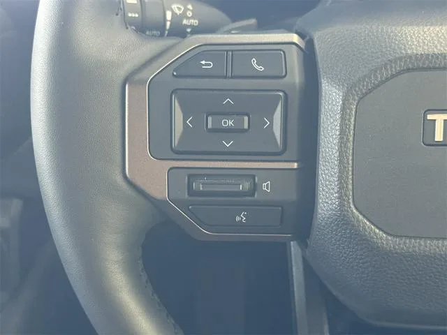 Toyota LAND CRUISER 250 ZX 2024 — миниатюра 5
