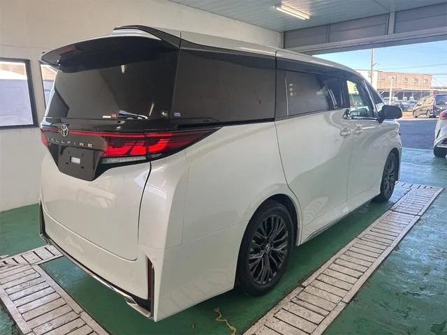 Toyota VELLFIRE HYBRID Z PREMIER 2024 — миниатюра 3