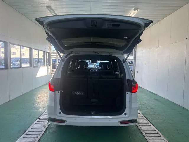 Honda ODYSSEY HYBRID e:HEV ABSOLUTE EX BLACK EDITION 2024 — миниатюра 3