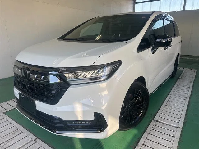 Honda ODYSSEY HYBRID e:HEV ABSOLUTE EX BLACK EDITION 2024 — фото 1, купить с доставкой в Москву