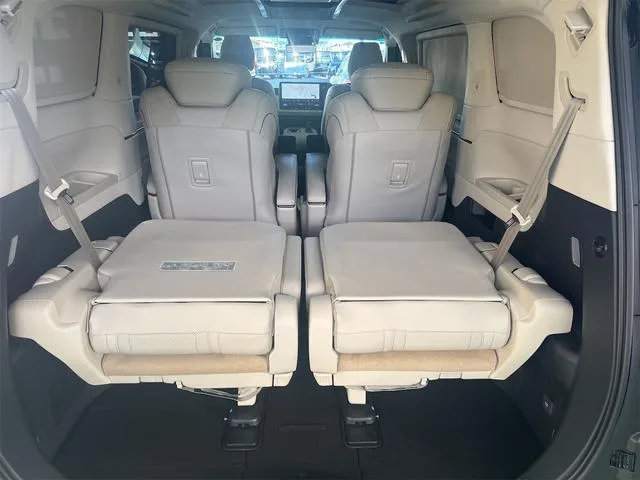 Lexus LM LM500H VERSION L 2024 — миниатюра 4
