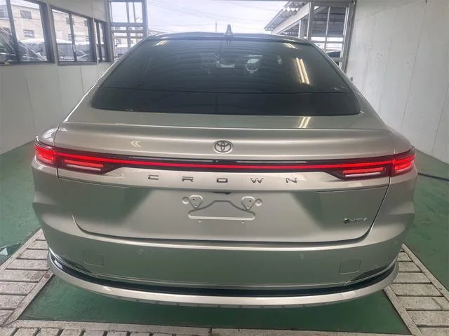 Toyota CROWN Z 2024 — миниатюра 2