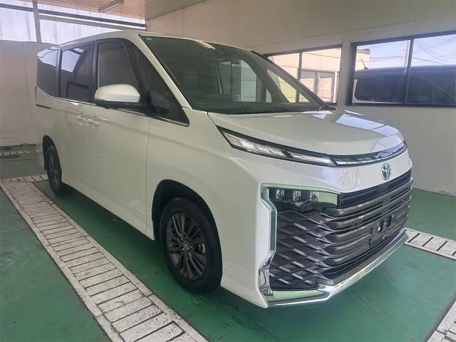 Toyota VOXY HYBRID S-Z 2025 — миниатюра 2