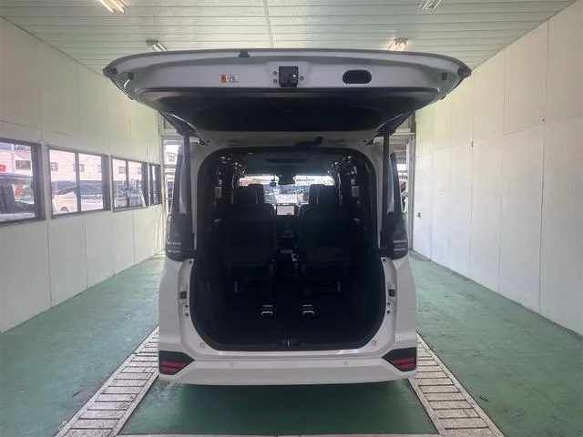 Toyota VOXY HYBRID S-Z 2025 — миниатюра 3