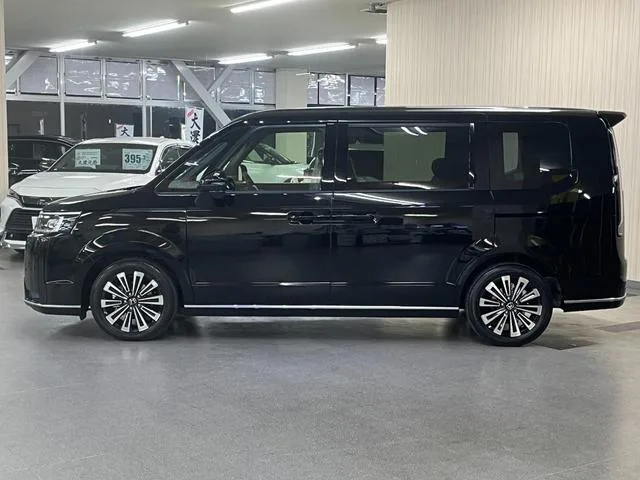 Honda STEPWAGON E:HEV SPADA PREMIUM LINE 2025 — миниатюра 4