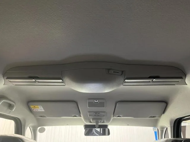 Suzuki SPACIA GEAR HYBRID XZ 2025 — миниатюра 5