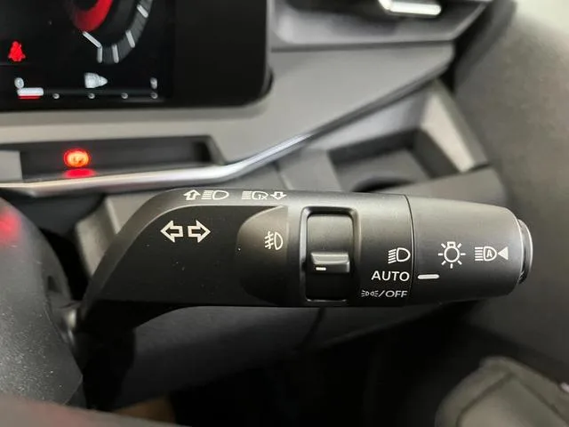 Nissan AURA G LEATHER EDITION 2025 — миниатюра 5