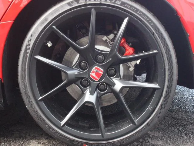 Honda CIVIC TYPE R 2025 — миниатюра 3