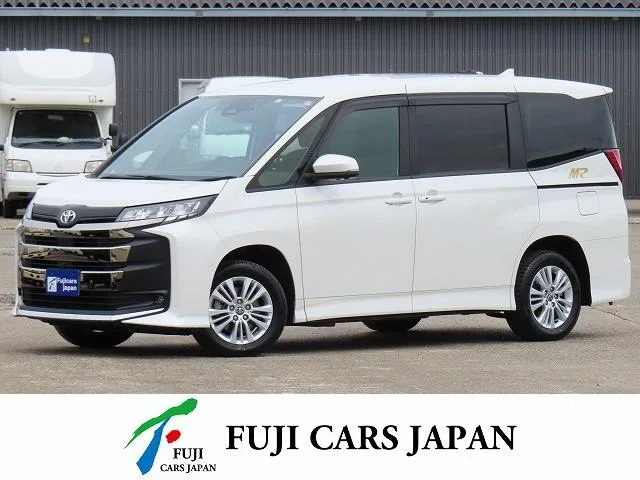 Toyota NOAH S-G 2023 — фото 1, купить с доставкой в Москву
