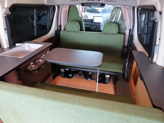Toyota HIACE VAN 2022 — миниатюра 3