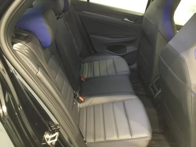 Volkswagen Golf R ADVANCE 2026 — миниатюра 5
