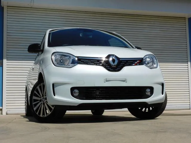Renault Twingo INTENS EDC EDITION FINALE 2024 — миниатюра 3
