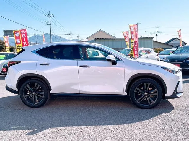 Lexus NX NX350H VERSION L 2023 — миниатюра 2