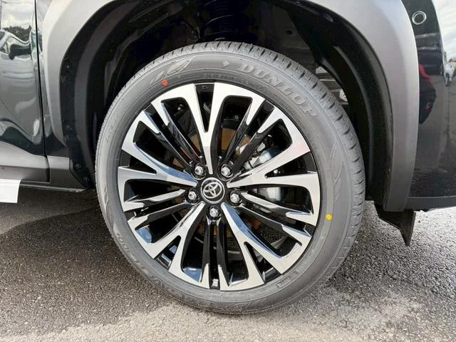 Toyota YARIS CROSS HYBRID Z 2026 — миниатюра 3