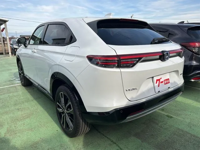 Honda VEZEL E:HEV Z 2025 — миниатюра 5