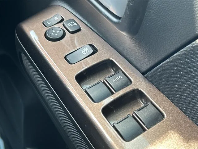 Suzuki WAGON R CUSTOM Z HYBRID ZX 2022 — миниатюра 3