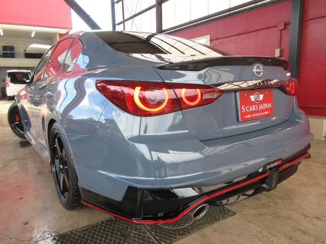 Nissan SKYLINE NISMO 2023 — миниатюра 2