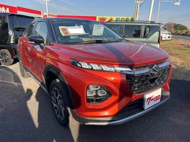 Suzuki FRONX BASE GRADE 2024 — фото 1, купить с доставкой в Москву