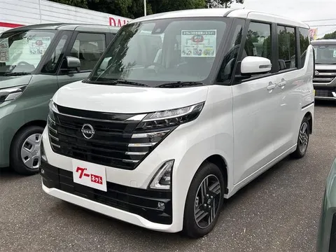 Nissan ROOX 2023 buy in Moscow