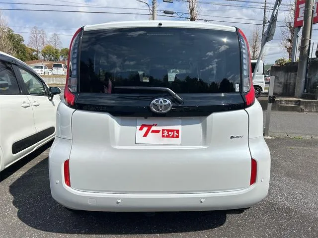 Toyota SIENTA HYBRID Z 2024 — миниатюра 5