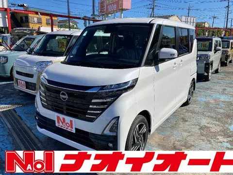 Nissan ROOX 2023 купить в Москве