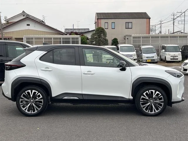 Toyota YARIS CROSS HYBRID Z 2022 — миниатюра 5