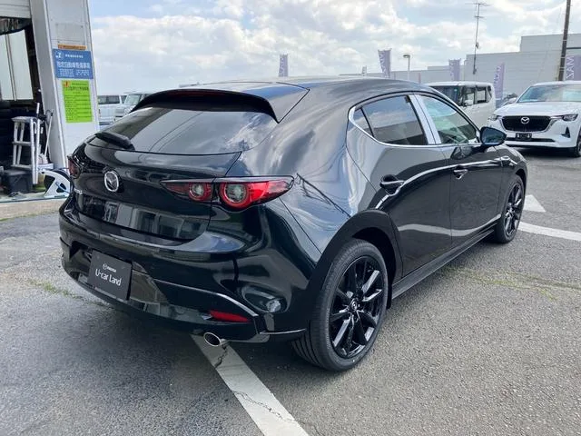 Mazda MAZDA3 FASTBACK 15S BLACK SELECTION 2026 — миниатюра 2