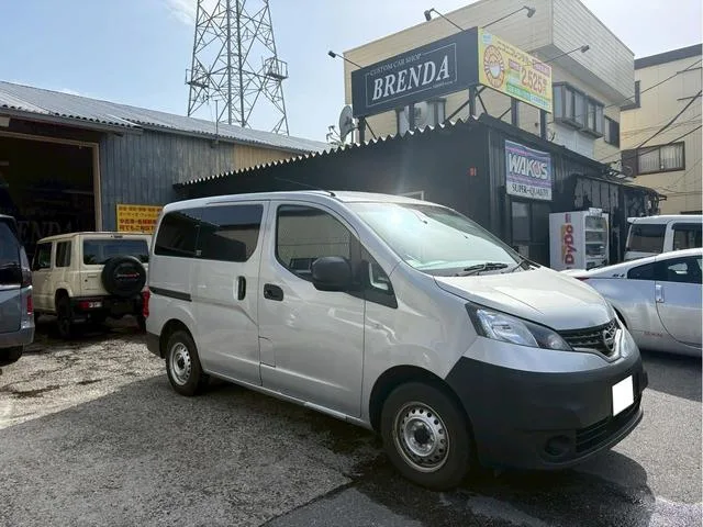 Nissan NV200 VANETTE VAN DX 2023 — фото 1, купить с доставкой в Москву