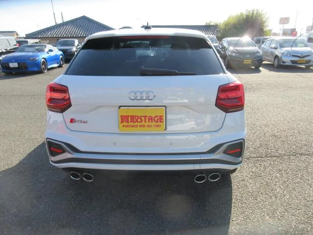 Audi SQ2 BASE GRADE 2024 — миниатюра 4