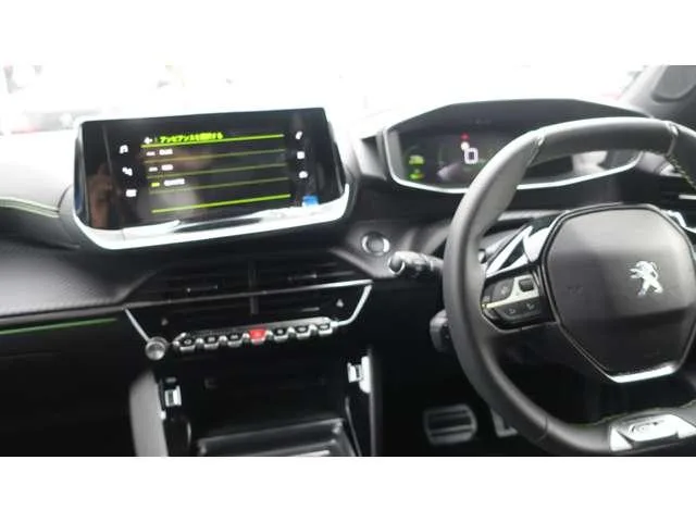 Peugeot 2008 GT BLUE HDI 2023 — миниатюра 3