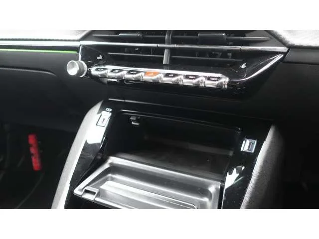 Peugeot 2008 GT BLUE HDI 2023 — миниатюра 5