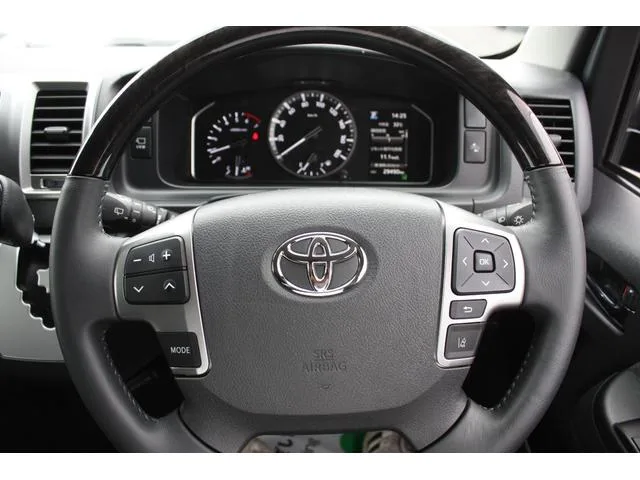 Toyota HIACE WAGON GL 2022 — миниатюра 3