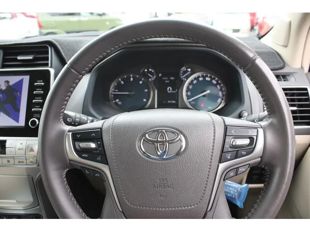 Toyota Land Cruiser Prado TX L PACKAGE MATT BLACK EDITION 2023 — миниатюра 3