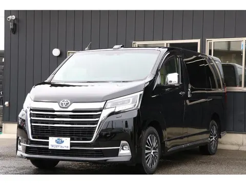 Toyota GRANACE 2022 buy in Moscow