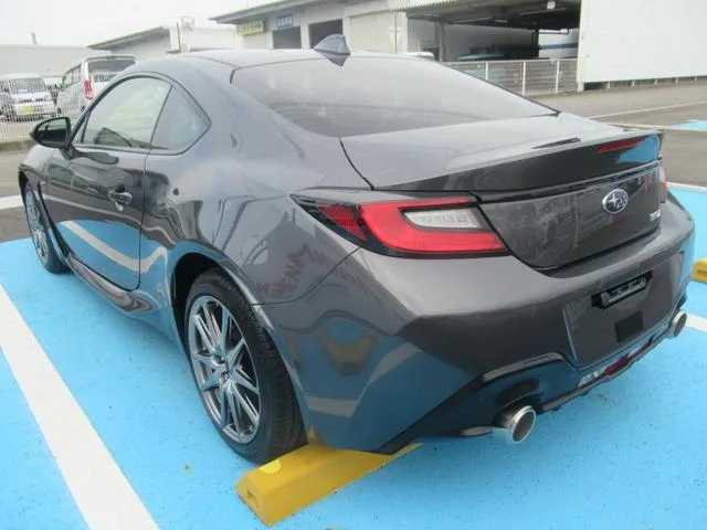 Subaru BRZ R 2022 — миниатюра 2