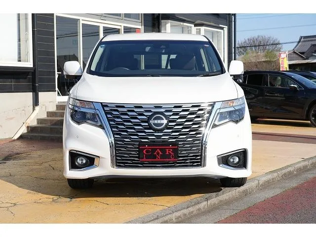 Nissan ELGRAND 250HIGHWAY STAR S 2024 — миниатюра 4