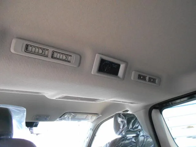 Nissan CARAVAN LONG GRAND PREMIUM GX 2026 — миниатюра 4