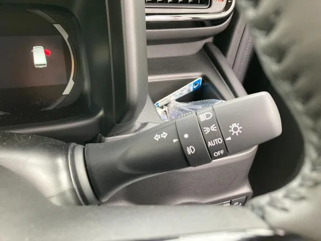 Suzuki SPACIA GEAR HYBRID XZ 2025 — миниатюра 4