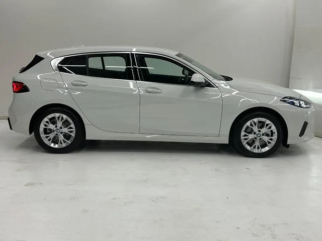 BMW 1 SERIES 120D 2025 — миниатюра 2