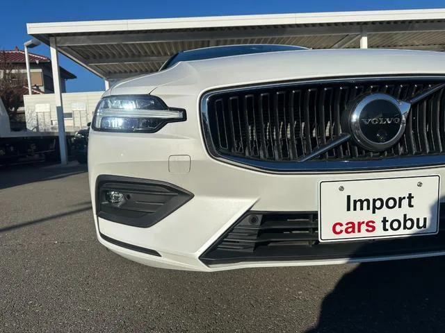 Volvo V60 PLUS B4 2022 — миниатюра 5
