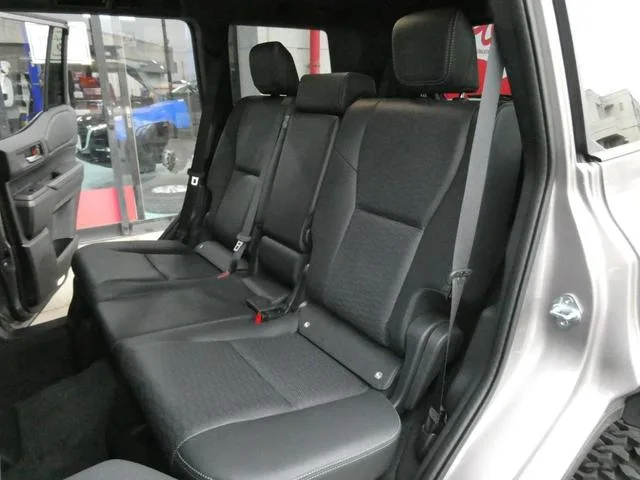 Toyota LAND CRUISER 250 VX 2024 — миниатюра 4