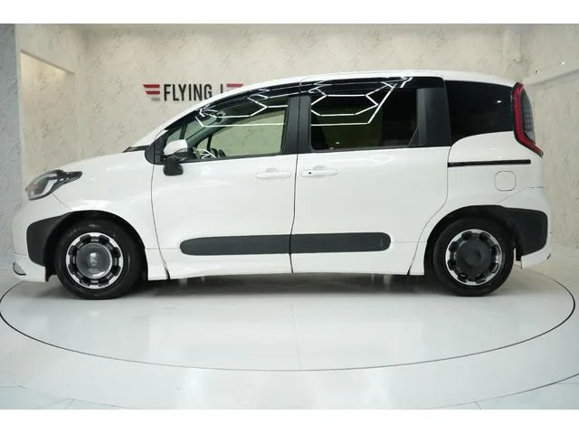 Toyota SIENTA HYBRID Z 2022 — миниатюра 2